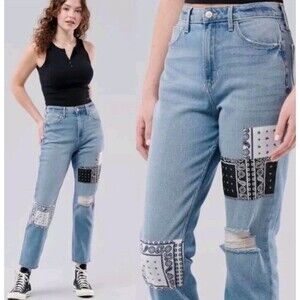 NWT Hollister Sz 5 Ultra High-Rise Mom Jeans Distressed Patched Bandana Stretch